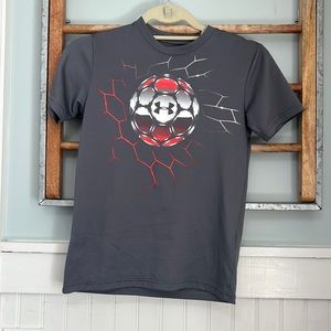 Boys Under Armour performance shirt size youth small